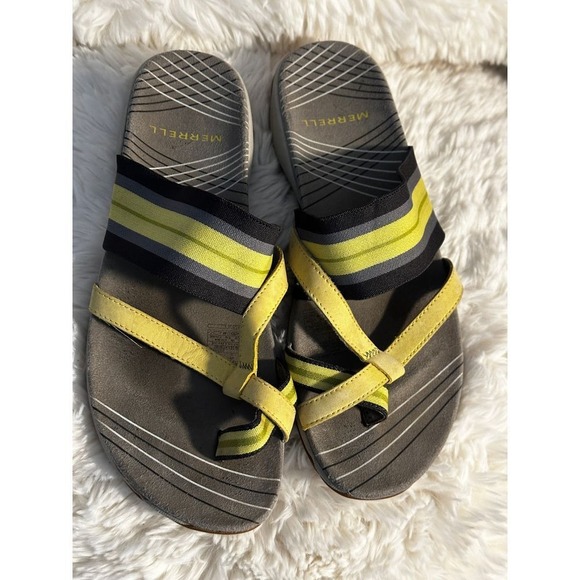 MERRELL LADIES GREEN AND BROWN FLIP‎ FLOPS SZ (8)  EUC AND GENTLY WORN - Picture 1 of 3